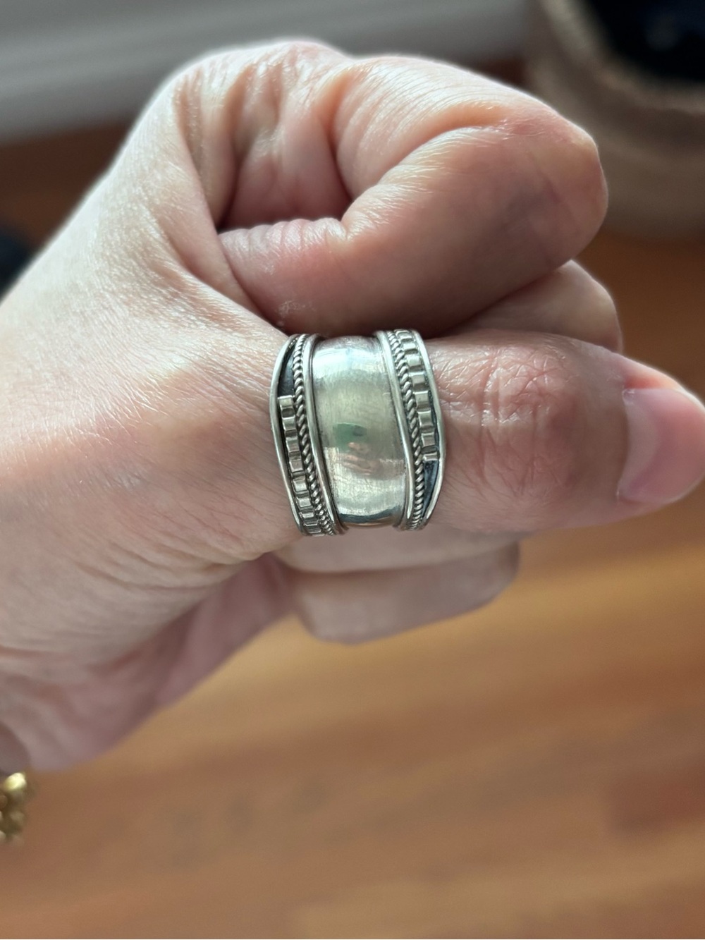 Vintage Silver Textured Band Ring .925 stamped